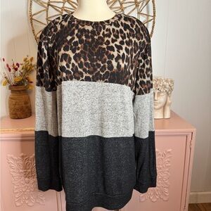 Women’s Grateful Hearts 1X Leopard Print and Color Block Sweater